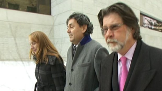 Father Joe LeClair, popular priest who defrauded his church, is dead