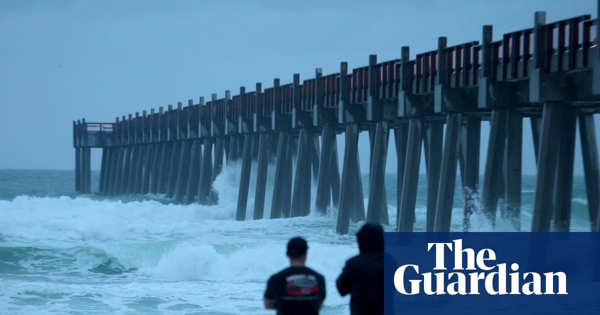 Hurricane Isaias barrels toward Gulf coast as category 3 storm | Hurricane Isaias