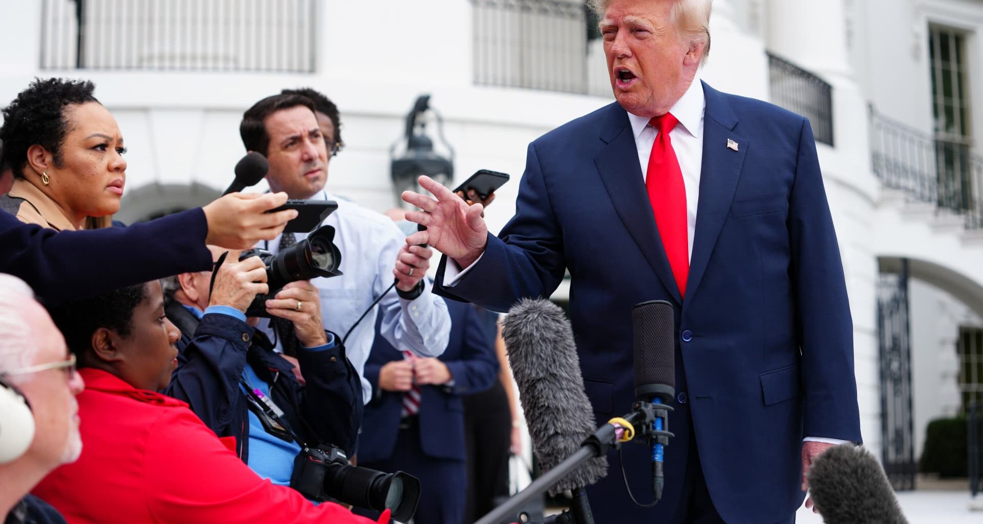 Trump considering joining Saudi fight against Iran-backed Houthis