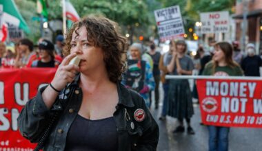 A Small Portland Gathering Speaks of Gazan Suffering on Oct. 7 Anniversary
