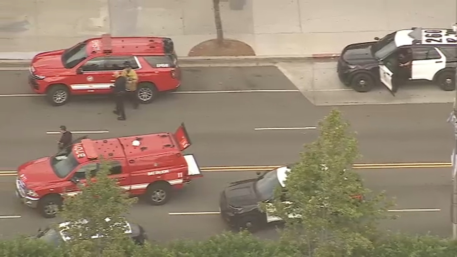 Dad allegedly kills 2 children before shooting himself in Pico-Union, remains hospitalized in police custody: LAPD