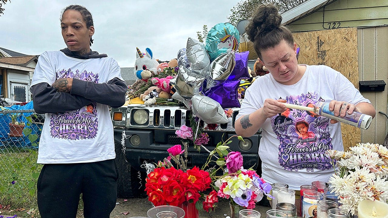 Erie, Pennsylvania, gunman kills 8 relatives before dying of self-inflicted wound