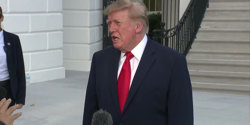 Speaker addresses DOJ, complaints about the Constitution, and November election impact on Iran