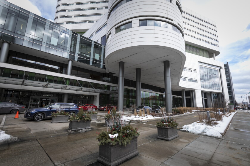 20220209_ Rush_Medical_Center_mm00164 .jpg