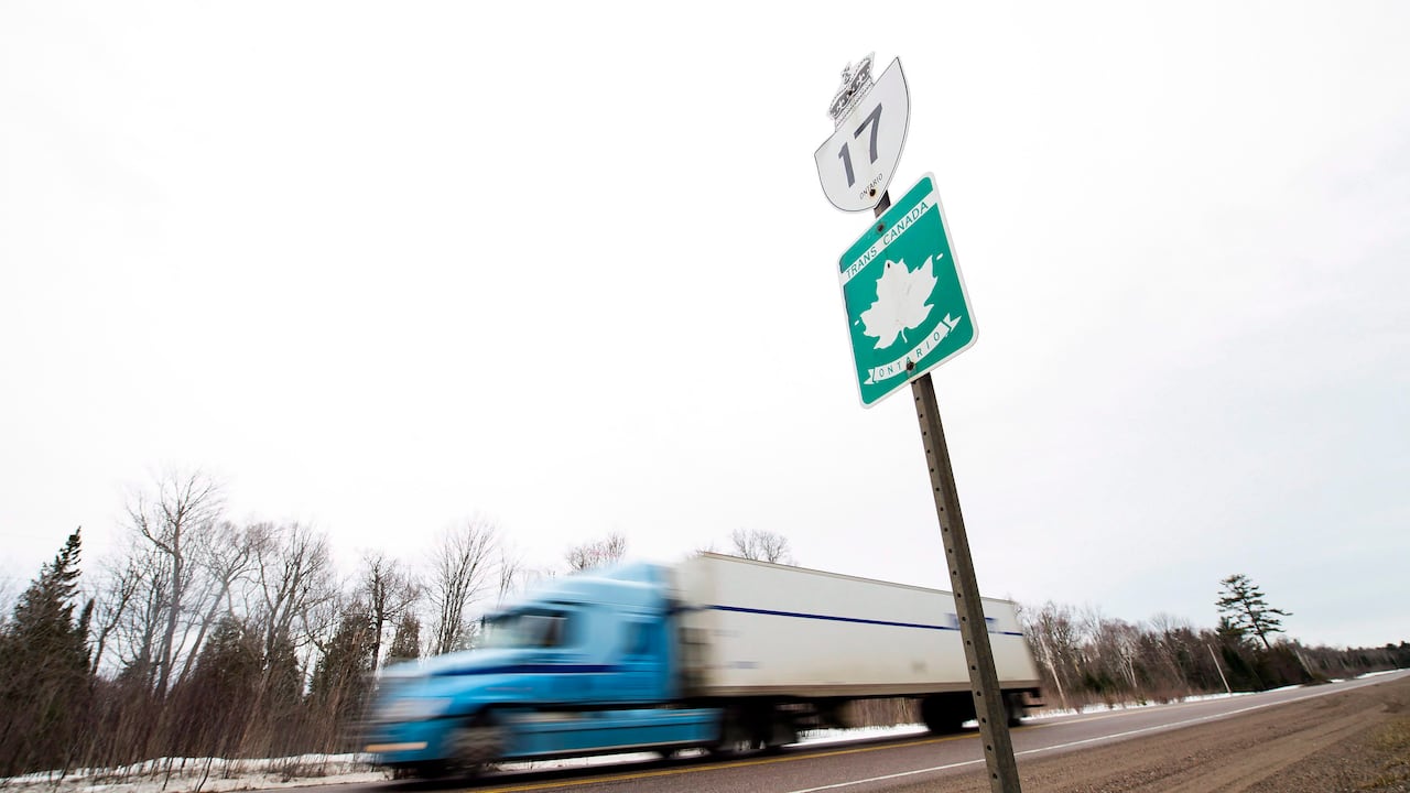 truck zooming