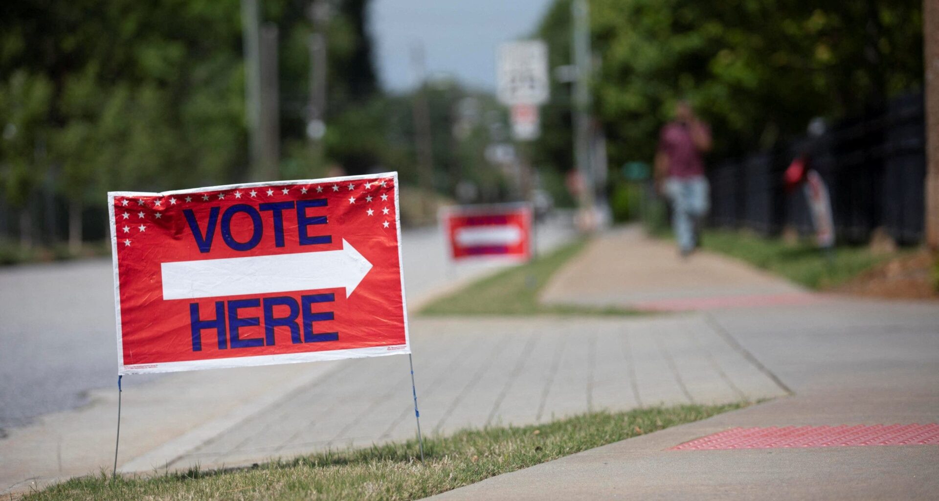 Georgia early voting sets record on first day, Raffensperger says