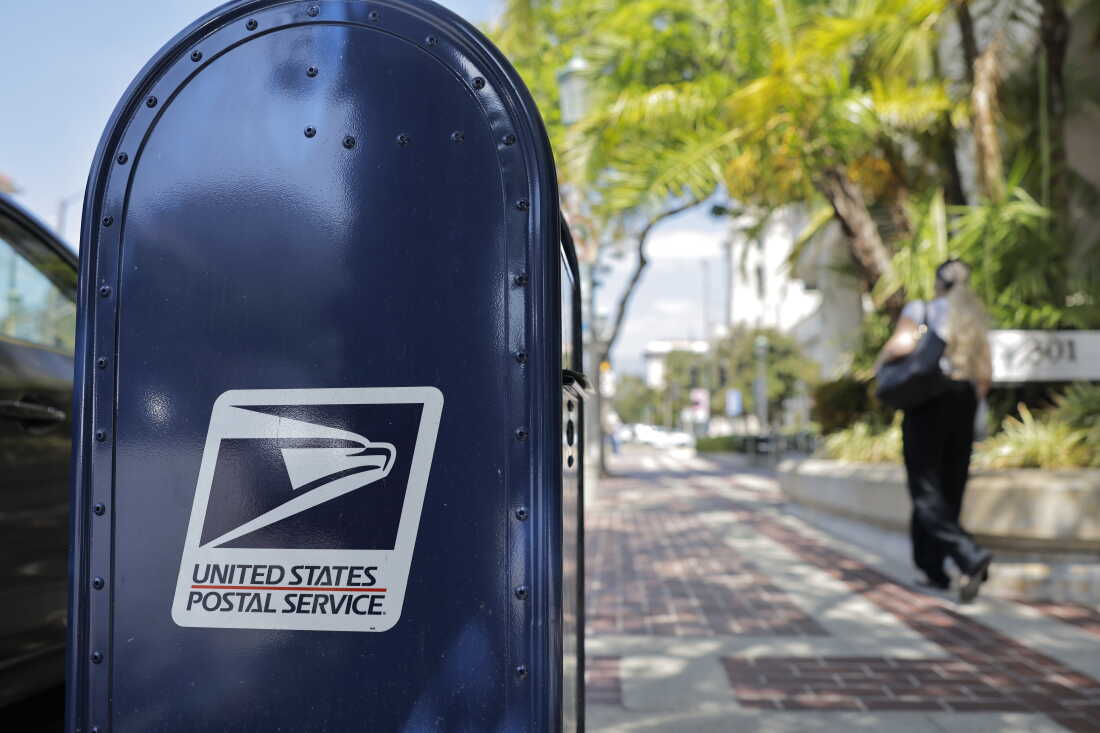 Federal authorities are investigating suspicious mailings sent to election officials and congressional offices in multiple states. Above, a USPS mail collection box in Pasadena, Calif.