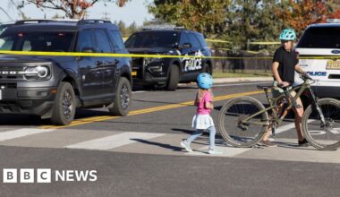 Three children and teacher killed in US primary school shooting - BBC