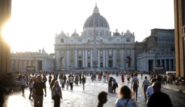 Pope urges humanitarian ceasefire in Oleshky in call with Russian President