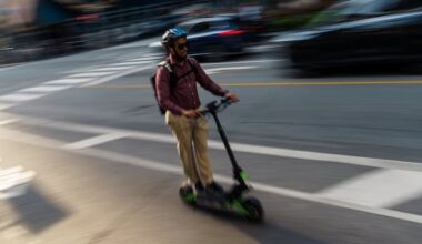 Montreal borough tightens rules on e-scooters as youth injuries skyrocket