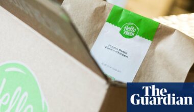 HelloFresh workers claim physical abuse and denied bathroom breaks in class action suit | Business