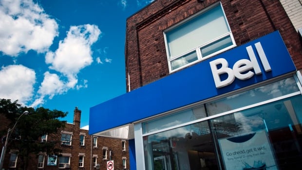 Man extorted sister in $7M phone theft from Bell, police say