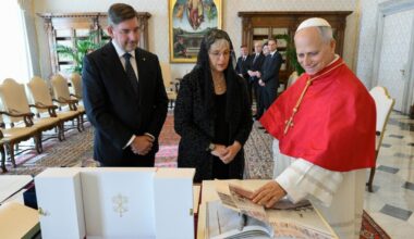 Pope Leo XIV receives the President of the Republic of Slovenia