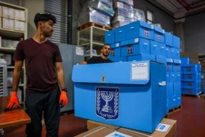 Israel’s leaders have long wanted Iran’s rulers gone. They differ only on how
