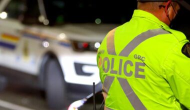 Teenage dirt biker killed in south Nanaimo collision | NanaimoNewsNOW