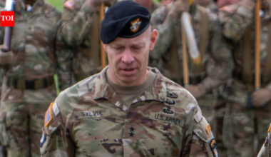 Fired US general admits leaking classified Iran, Ukraine information to journalists: Report