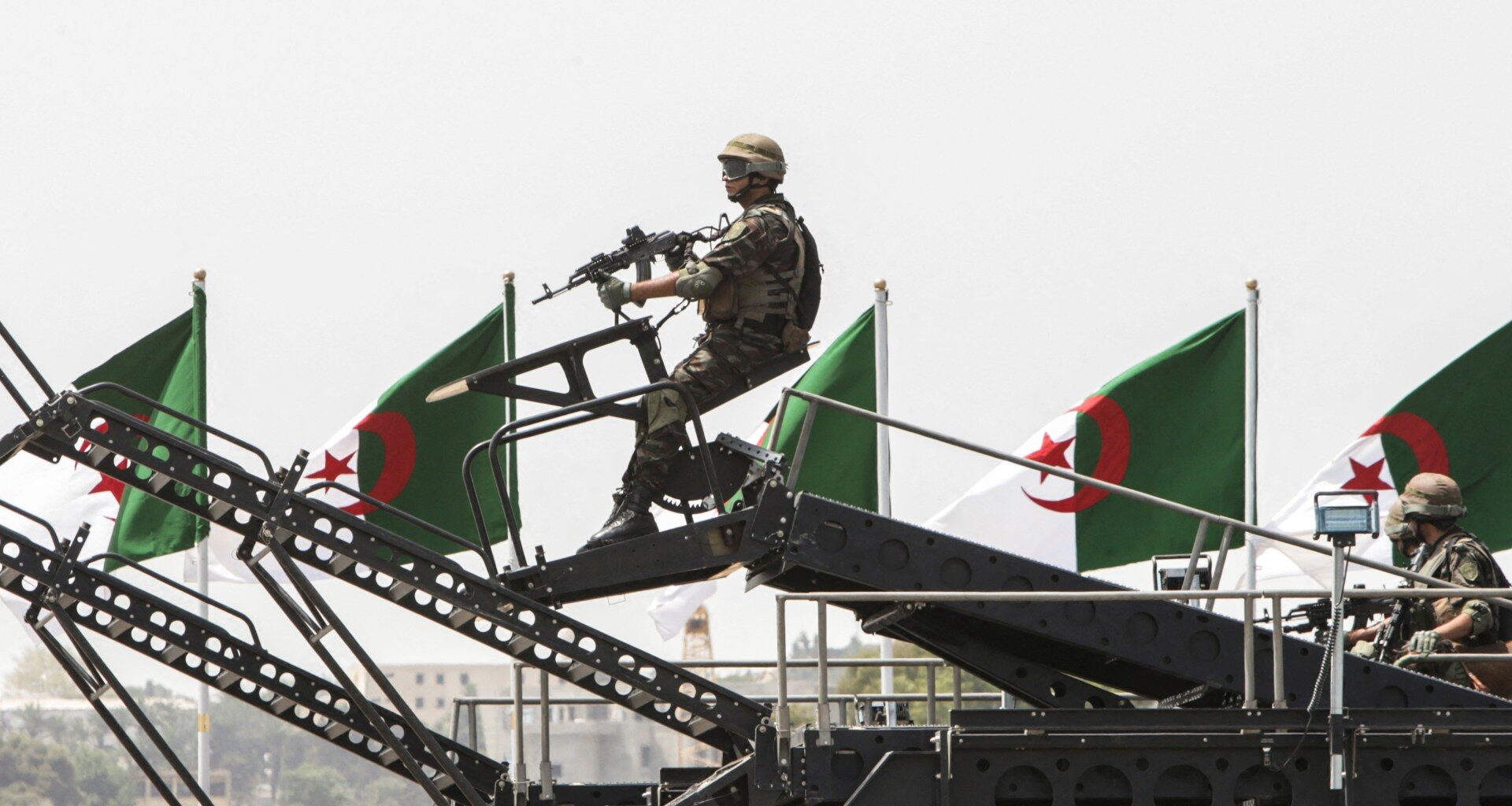 Algeria’s military deployment to Niger: What’s behind the move? | Explainer News