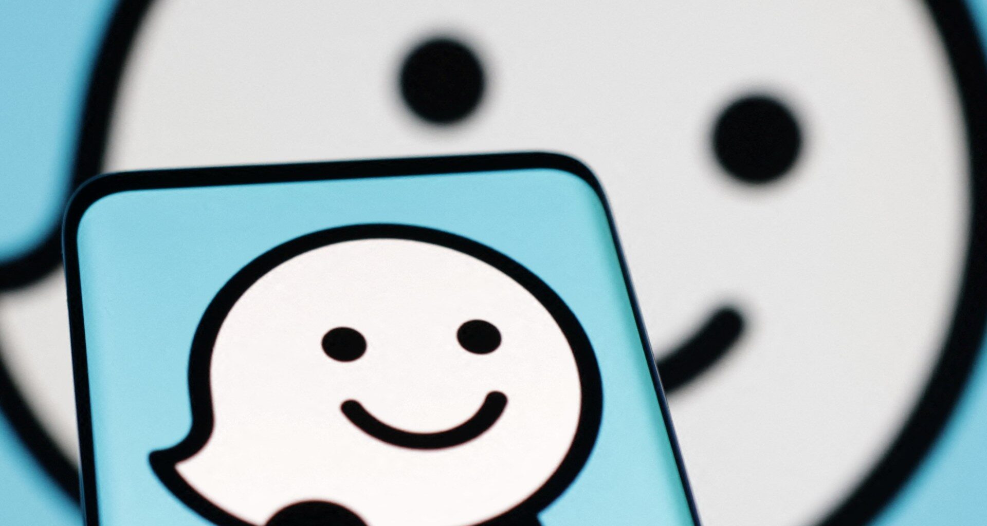 Why has Iraq decided to ban online map service Waze? | Privacy News