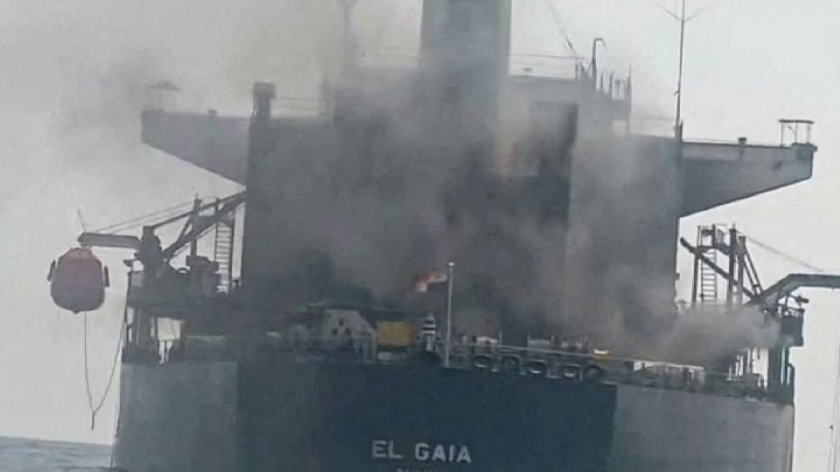 Hormuz attacks intensify as efforts to end war on Iran stall | US-Israel war on Iran News