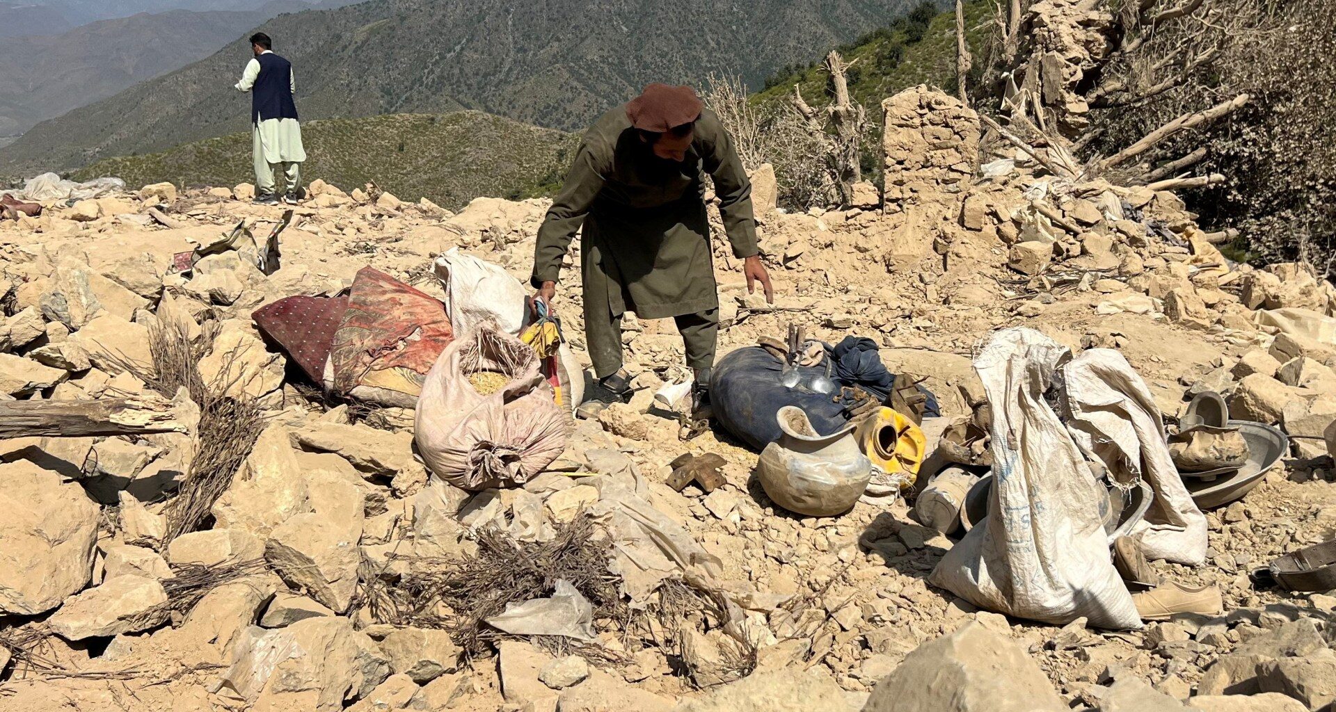 Pakistan says 22 fighters killed in air attacks on Afghanistan | News