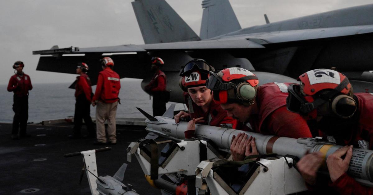 Phil Gordon: America Shouldn’t Let Go of the Middle East