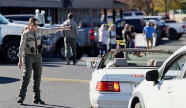 Multiple people injured and shooter is killed in Oregon elementary school, police say