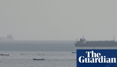 Tell us: do you live near the Strait of Hormuz? How is the US-Iran conflict affecting your life? | Strait of Hormuz