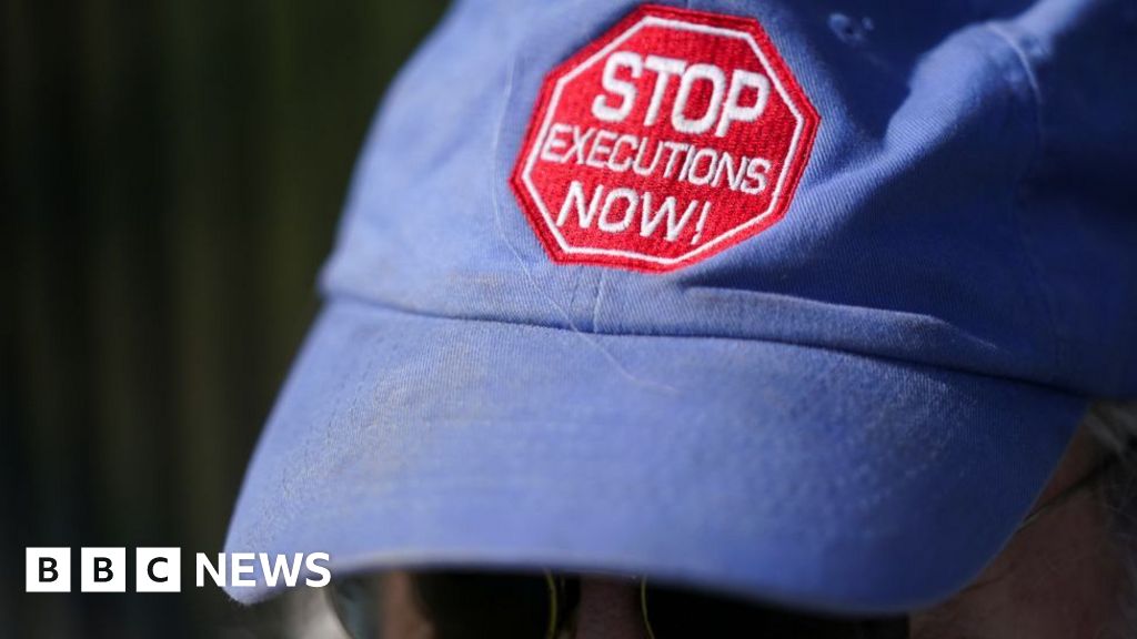 Nidal Hasan execution - why US is bringing back firing squads - BBC