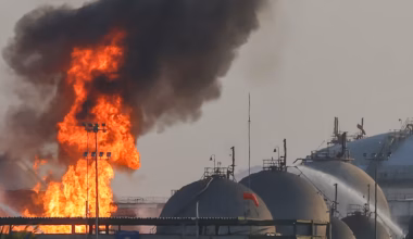 US-Iran war live news: Houthis claim attack on major Saudi oil refinery as ships attacked in Strait of Hormuz