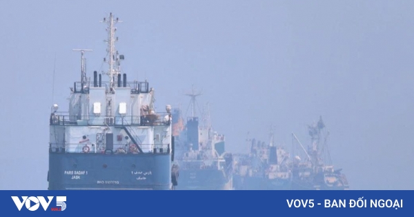 Iran reiterates conditions for reopening Strait of Hormuz and resuming talks with US
