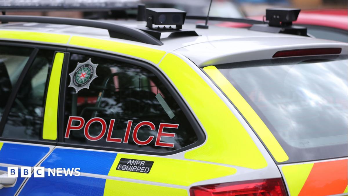 A close up of a PSNI vehicle.