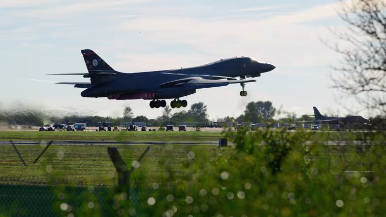 US Bombers Depart RAF Fairford For Home
