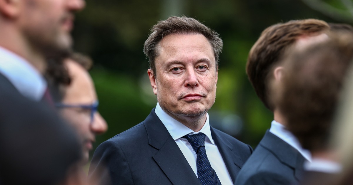 Elon Musk’s SpaceX empire hammers AT&T, Verizon, T-Mobile shares