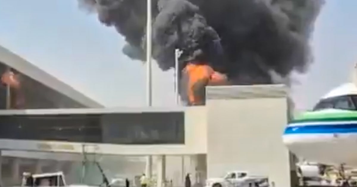 Riyadh airport attack kills 12, including an American, and injures hundreds, Saudi officials say