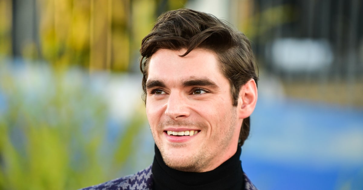 RJ Mitte, actor best known for playing Walter White Jr. on ‘Breaking Bad,’ dies at 34