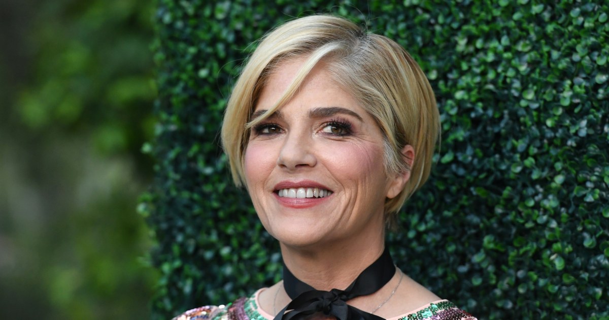 Selma Blair taken into custody after being physically abusive on Delta flight, officials say