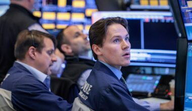 Cracks are showing in the stock market, as doubts grow about AI