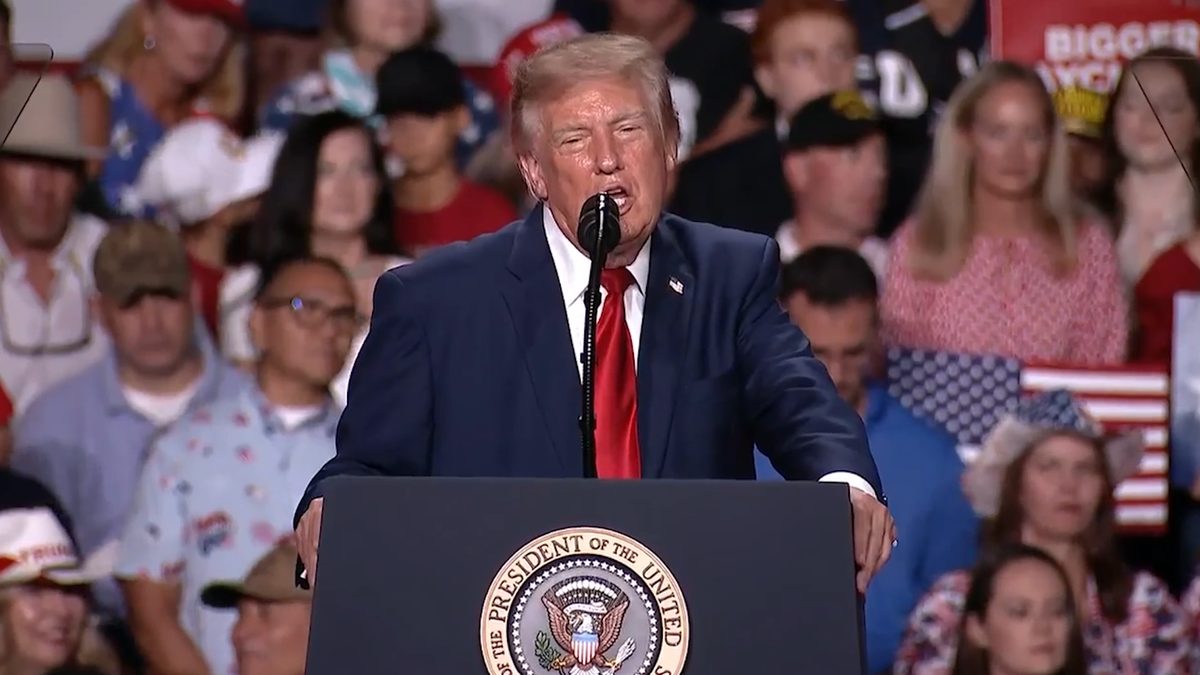 Trump announces US will not strike Iran before November midterms