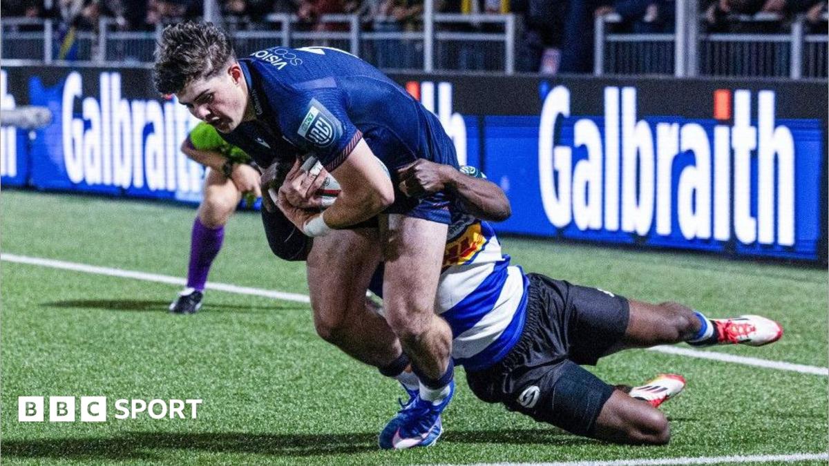Rory McHaffie scores a try for Edinburgh