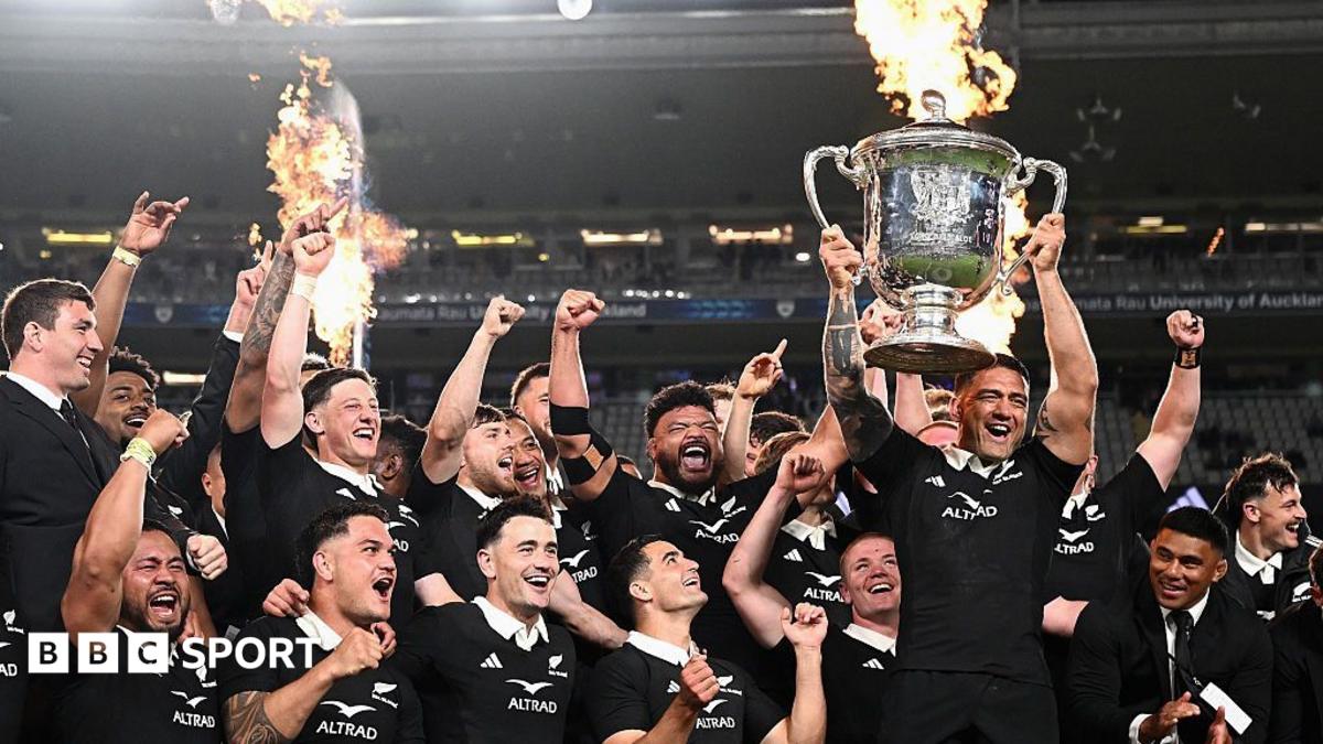 New Zealand celebrate beating Australia in the 2026 Bledisloe Cup