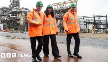 I will make final decision on Rosebank oil field, energy secretary insists - BBC