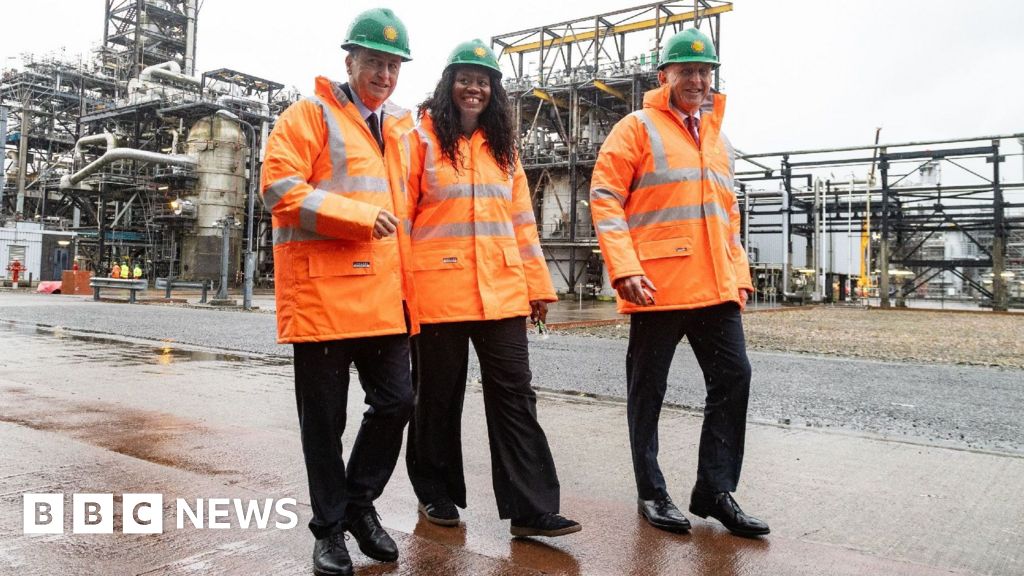 I will make final decision on Rosebank oil field, energy secretary insists - BBC