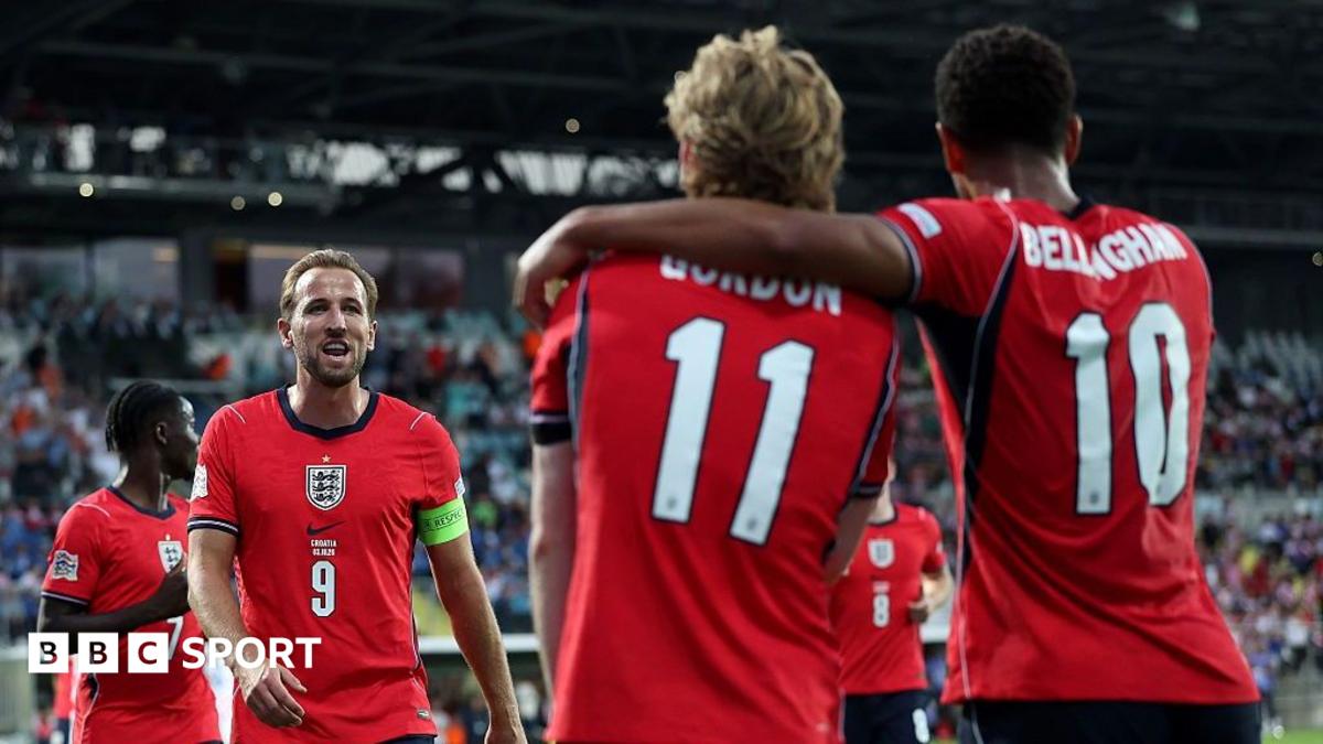 Harry Kane, Anthony Gordon and Jude Bellingham celebrate an England goal.