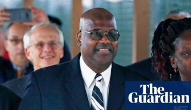 Curtis Flowers, US man wrongfully imprisoned for 22 years, dies aged 56 | Mississippi