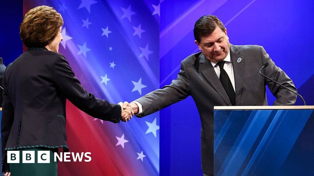 Three things we learned from the US midterm debates - BBC