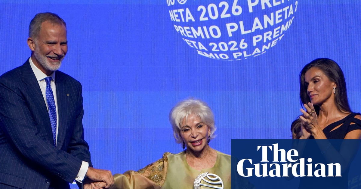 Isabel Allende wins €1m Spanish literary prize under pseudonym | Isabel Allende