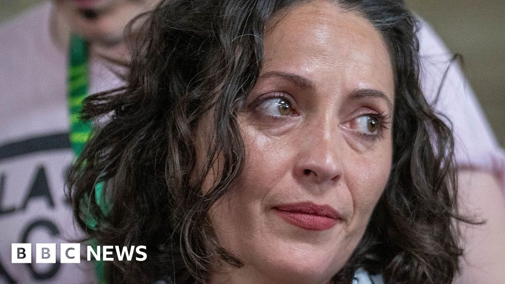 Green member behind Zionism motion named as 'close friend' of jailed al-Qaeda supporter in court - BBC
