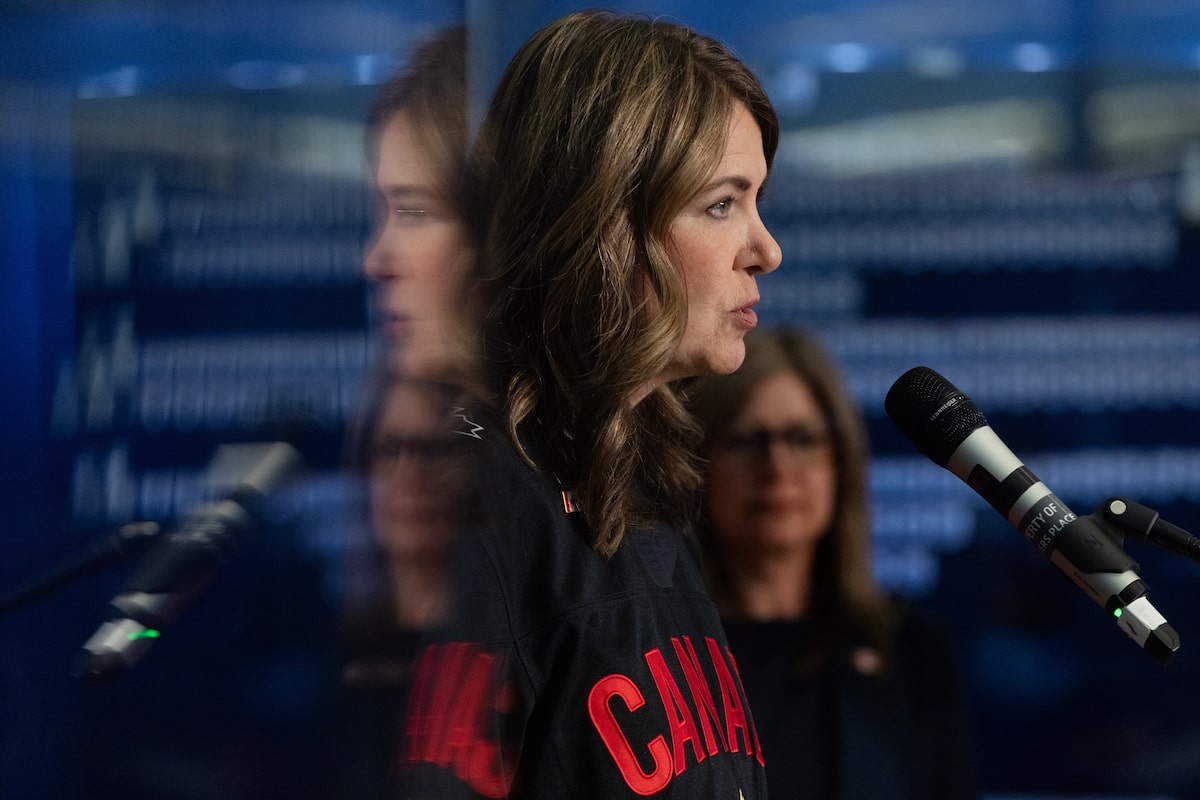 The separatists who helped bring Danielle Smith to power are trying to unseat her