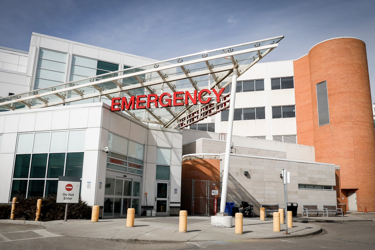 Hundreds of doctors would leave if Alberta became an independent country, survey shows