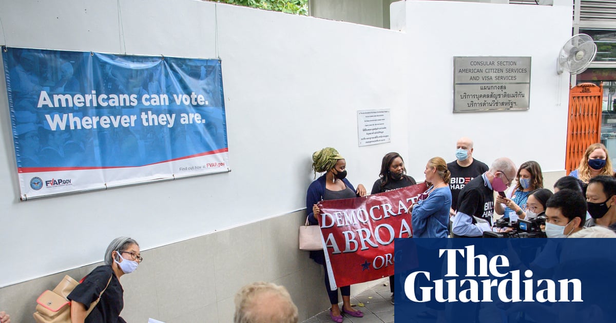 DNC sues Trump administration over last-minute changes to overseas voting form | US midterm elections 2026